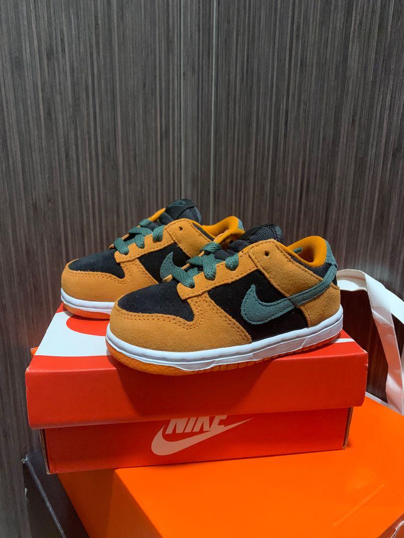 Nike dunks 7c clearance