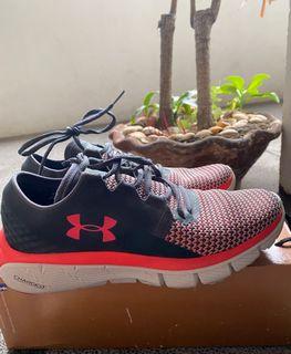 Preloved Under Armour Running shoes