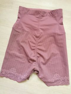 (Category: ) located in . Submitted by LittleFlower (Listing ID 1053050268, Image 1). Description: .