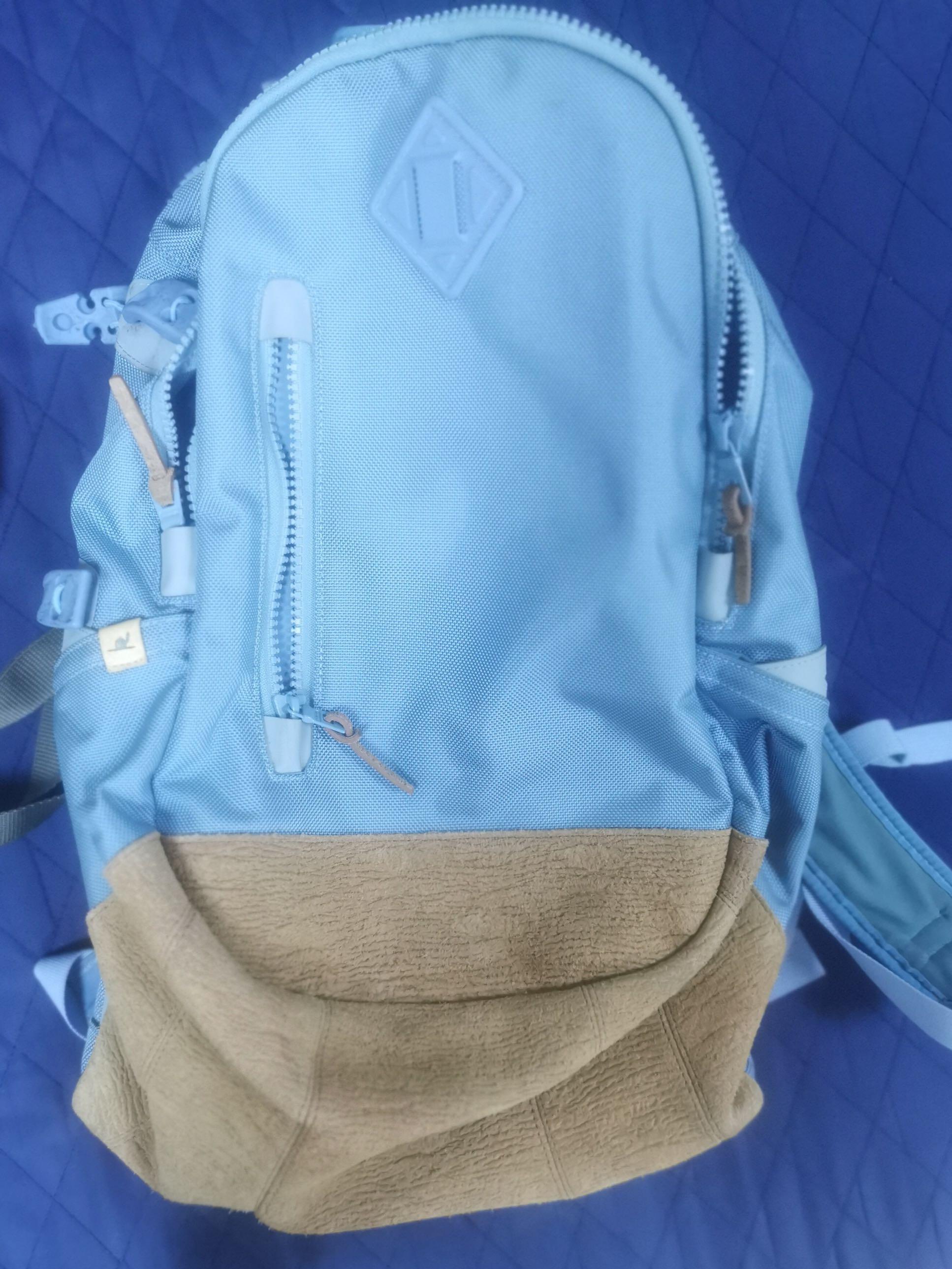 Visvim ballistic 20L （分類：腰袋、手提袋、小袋）位於 Hong Kong。 由 .authenticgoods. 提交（商品編號 1053071477，圖片 1）。簡介： Bag only。