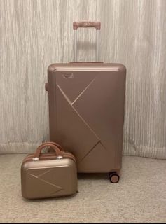 （分類：）位於 。 由 bonjour80 提交（商品編號 1057529127，圖片 1）。簡介： 。
