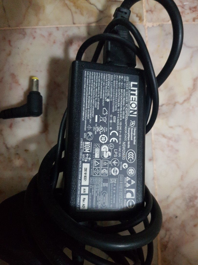 Acer Laptop Charger 19v Computers Tech Parts Accessories Chargers On Carousell