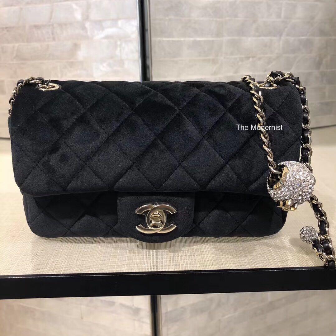 Black velvet sales chanel bag