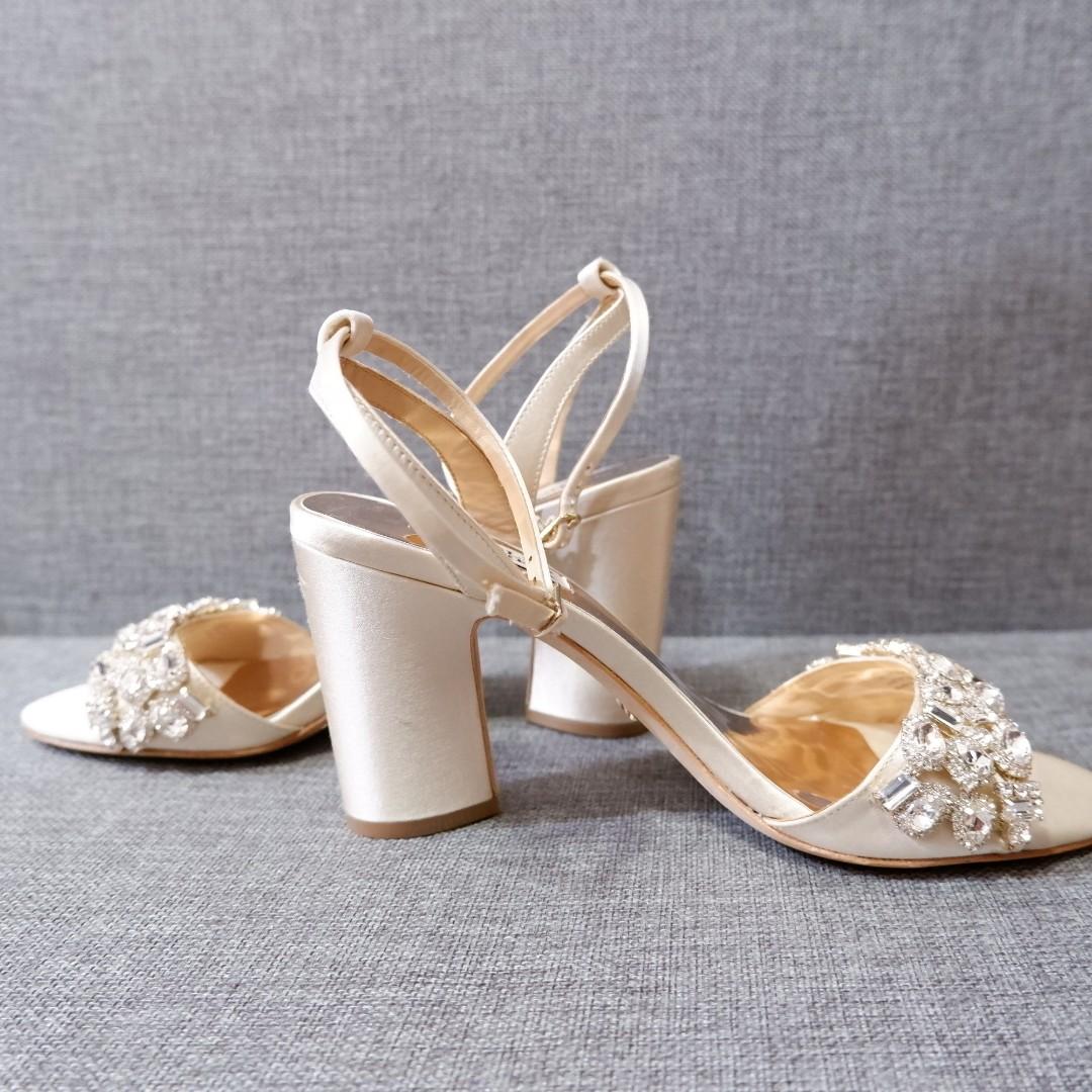 Badgley mischka jill top ankle strap sandal