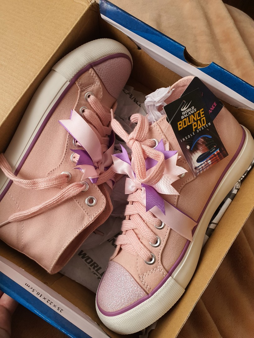 World balance high on sale cut shoes for ladies
