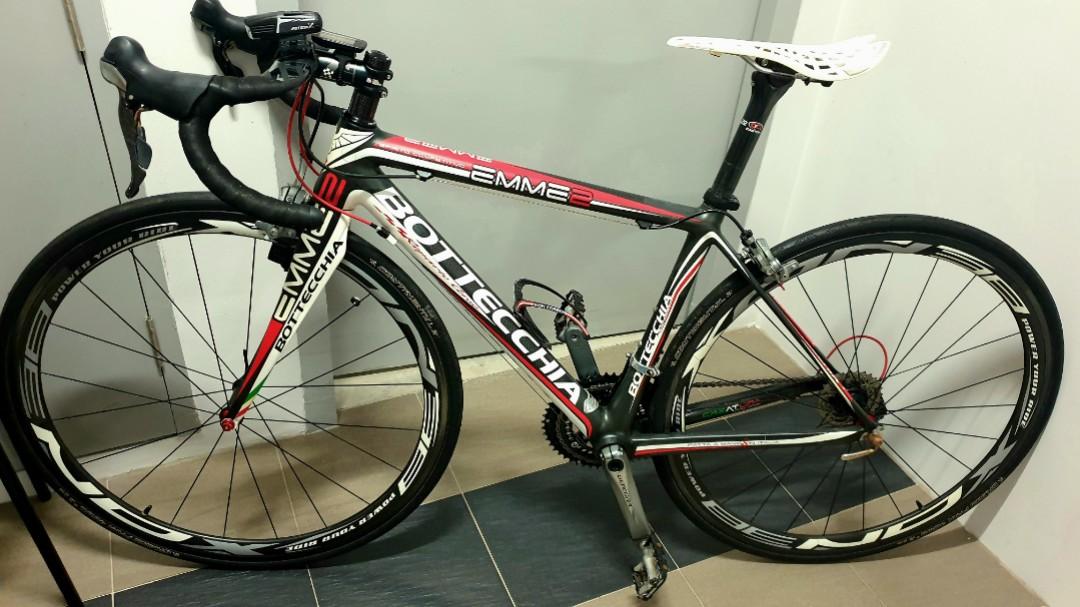Bottecchia Emme 2 Carbon Road Bike, Sports Equipment, Bicycles \u0026 Parts,  Bicycles on Carousell