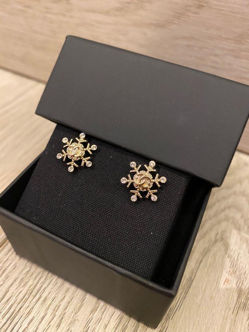Chanel online snowflake earrings