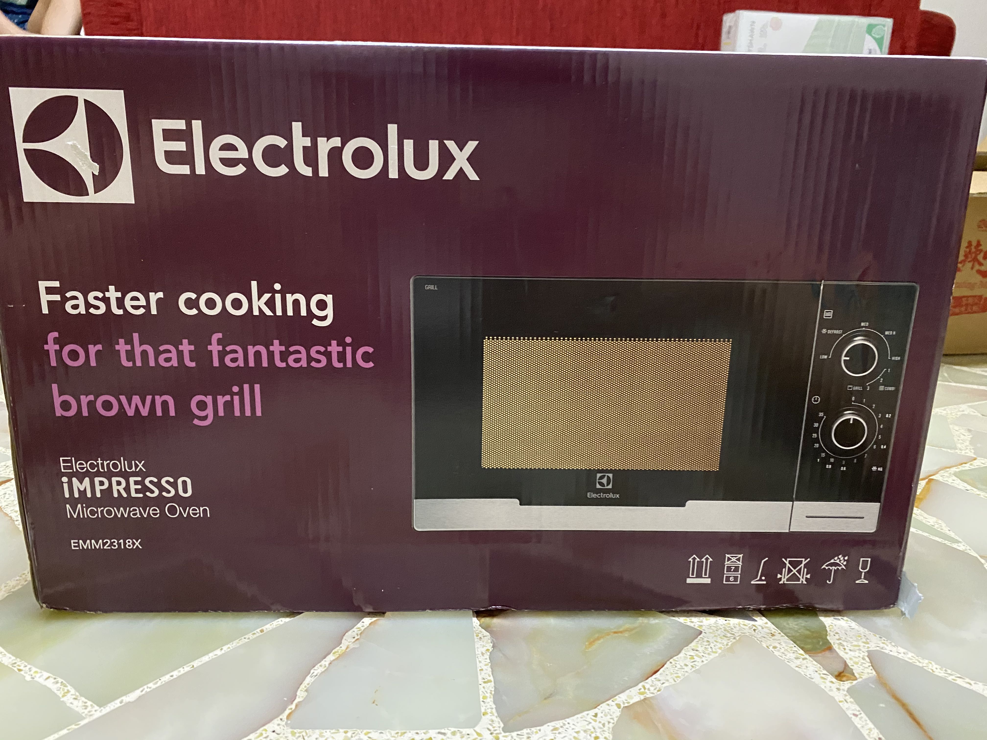 Electrolux iMpresso Microwave Oven TV Home Appliances Kitchen