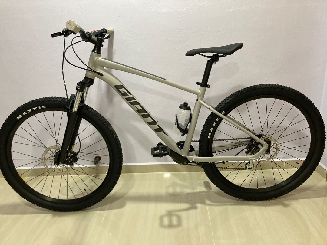 Giant talon grey online