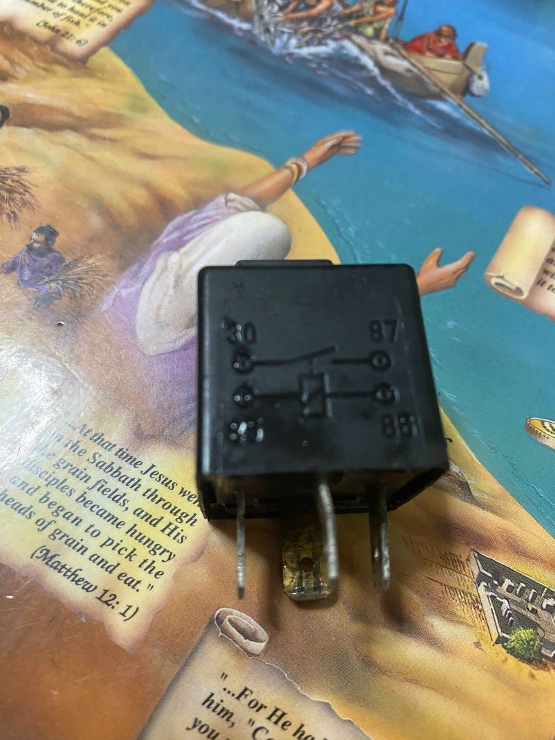 Hella Horn Relay 30A, Sports Equipment, PMDs, EScooters & EBikes