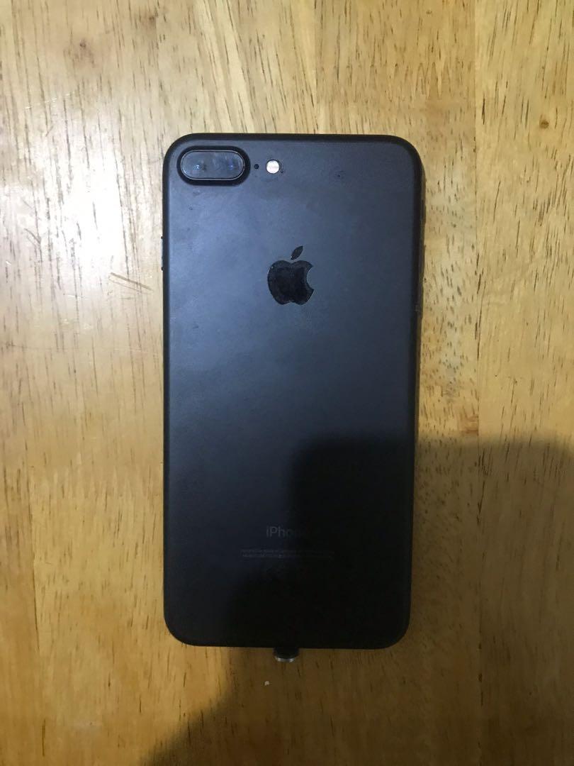 RUSH iPhone 7 Plus 32gb with issue (Category: iPhone 7 Series) located in Manila. Submitted by daimonamidesu (Listing ID 1057489454, Image 2). Description: iPhone 7 Plus 32gb US variant Galing po sa US SEMI factory unlocked!! Minimal signs of usage po ISSUE: Touch ID not working, Assistive Touch will be used as home button 1x camera lang gumagana Yun lang po known issues. Slightly negotiable.