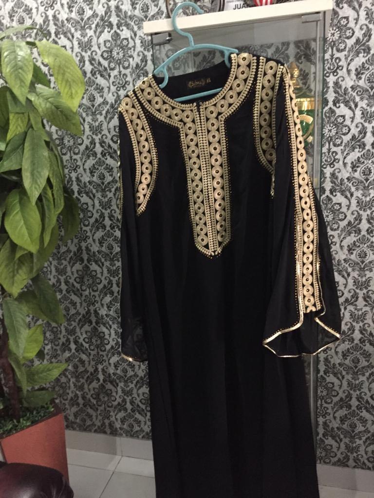 Baju cheap kaftan arab