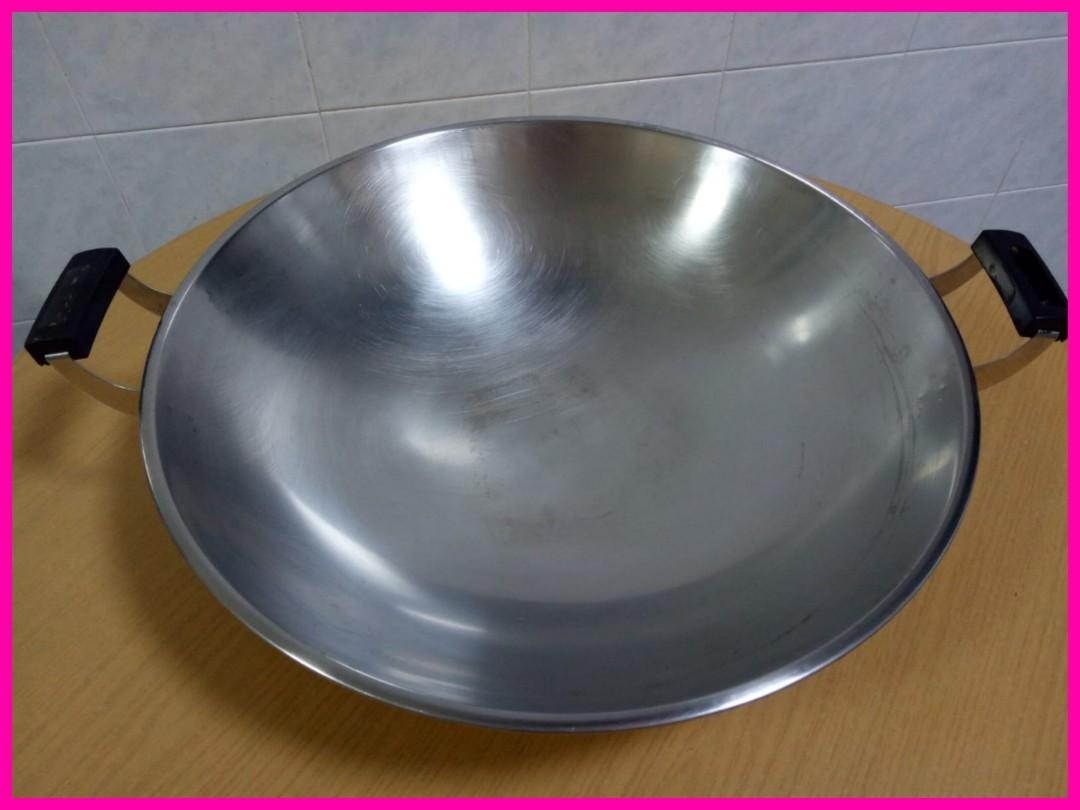 Large Stainless Steel Wok, Furniture & Home Living, Kitchenware & Tableware, Cookware