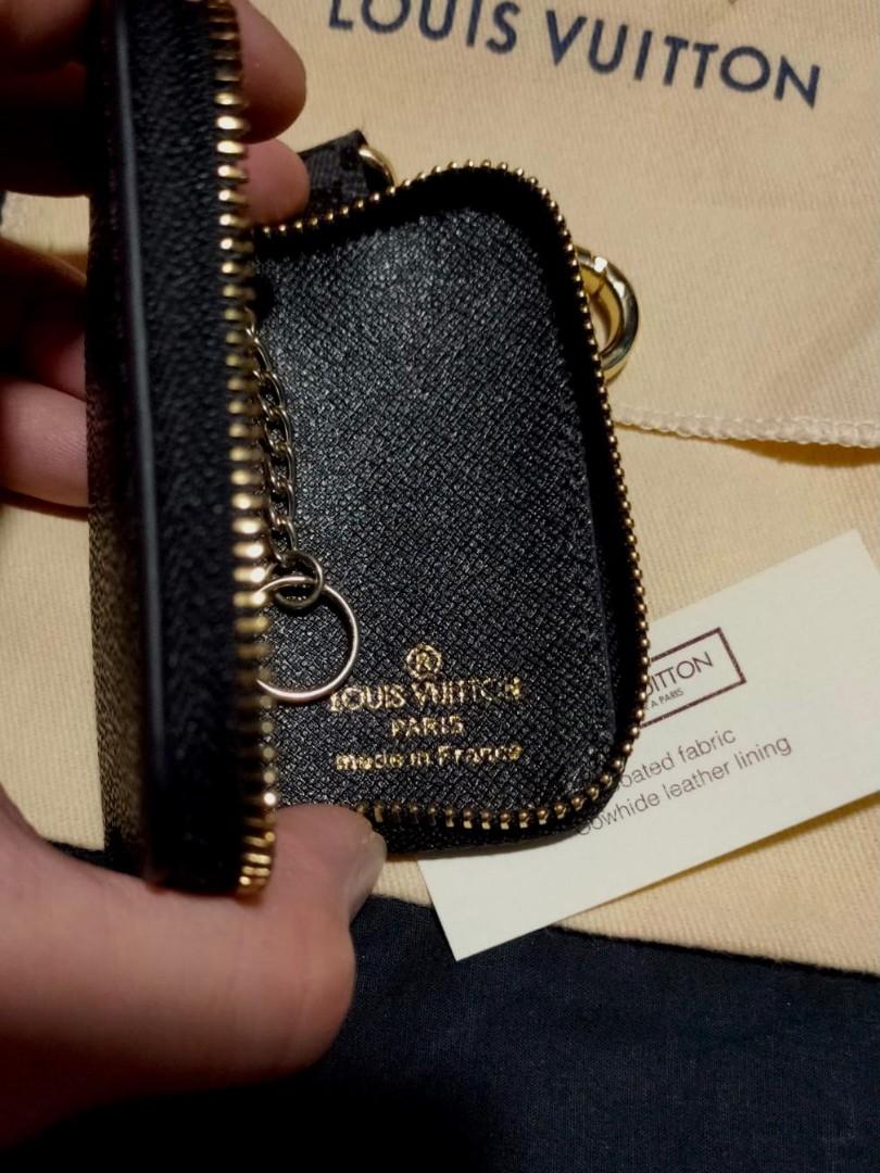 LOUIS VUITTON Key Pouch Mahina Magnolia Pink Coin Holder Bag Charm M69508  New Leather ref.674126 - Joli Closet