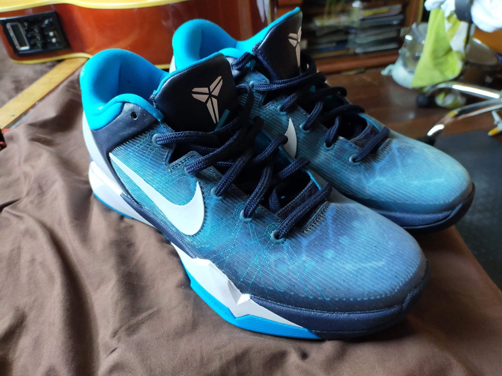 Kobe 2025 shark shoes