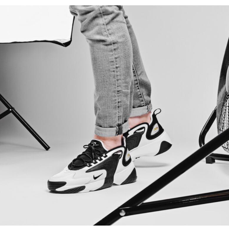 White zoom hotsell 2k trainers