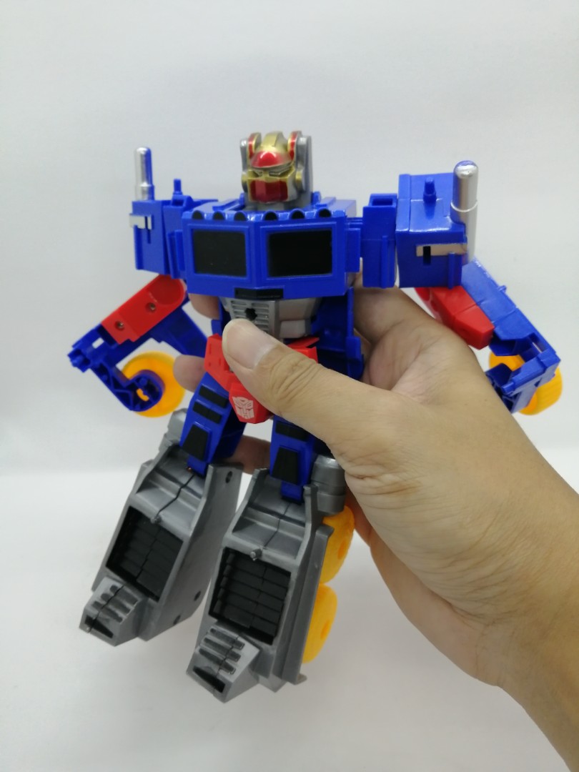 Bootleg optimus hot sale prime