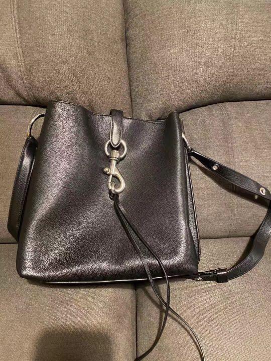 Megan shoulder bag outlet
