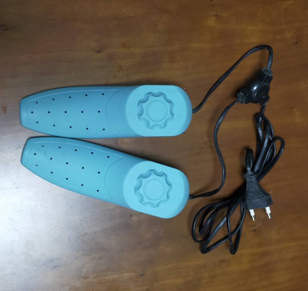 Shoe warmer dryer, Everything Else on Carousell