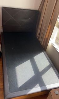 (Category: ) located in . Submitted by george002 (Listing ID 1057330239, Image 1). Description: .