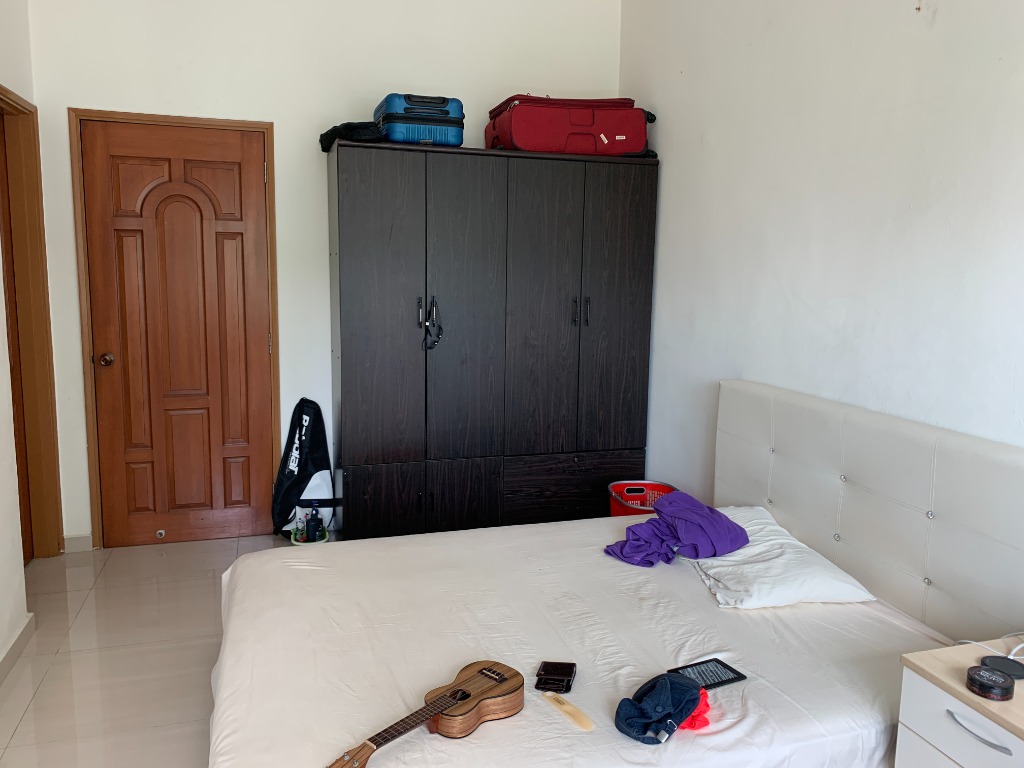 (Category: ) located in . Submitted by ankymtan (Listing ID 1057344481, Image 1). Description: .