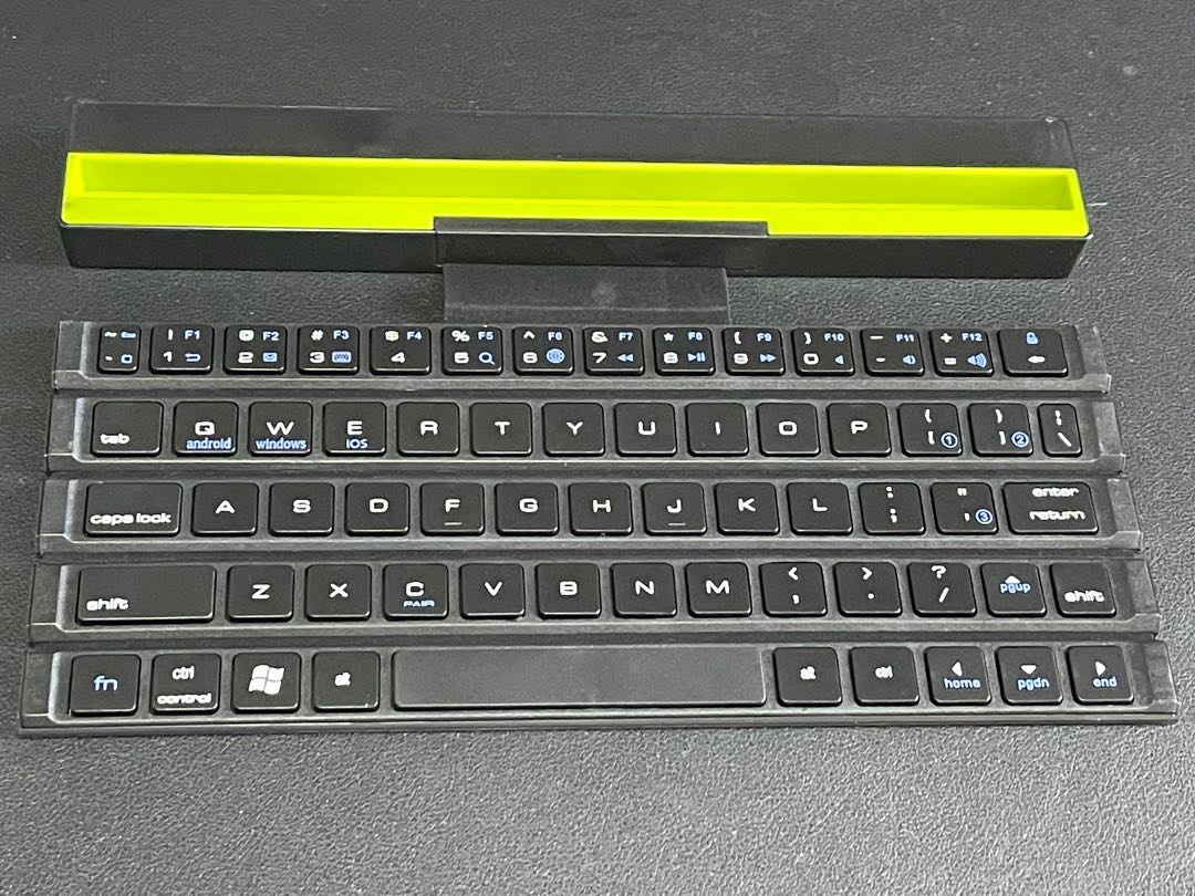 Wireless Keyboard Rollable Design, Computers & Tech, Parts