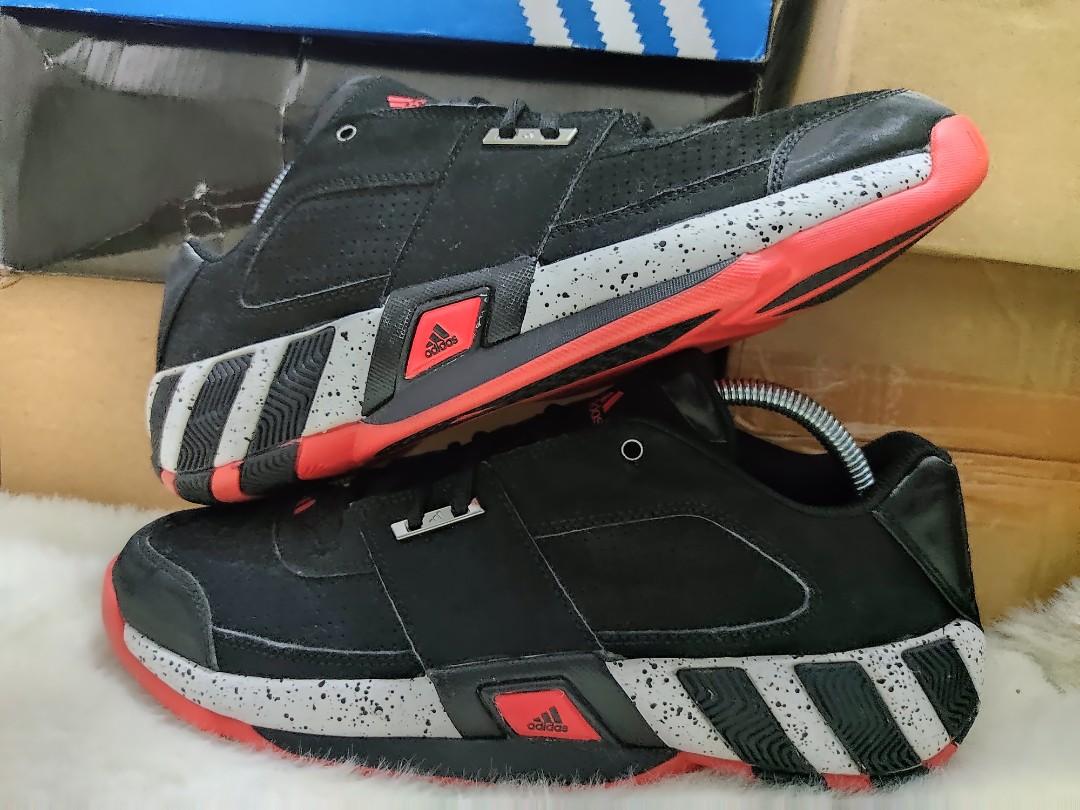 Adidas Regulate basketball Men s Fashion Footwear Sneakers on Carousell