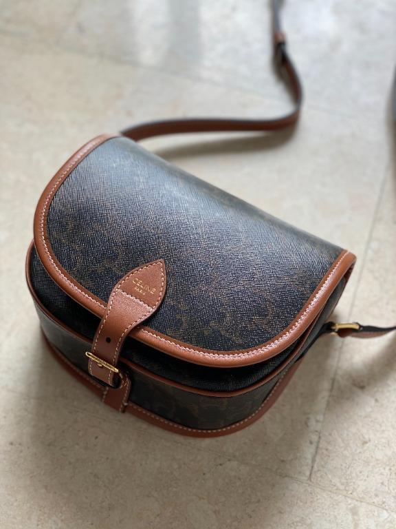 MEDIUM FOLCO BAG IN TRIOMPHE CANVAS AND CALFSKIN - TAN