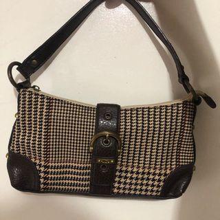 chaps brand purses