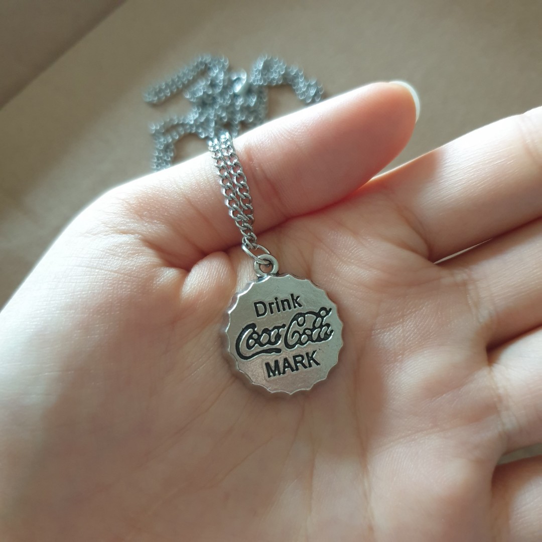 Vintage Coke Bottle Cap Necklace by LadyCharmstress on Etsy, $25.00 |  Bottle cap necklace, Always coca cola, Coca cola