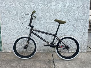 （分類：）位於 。 由 borg_van 提交（商品編號 1057630051，圖片 1）。簡介： 。