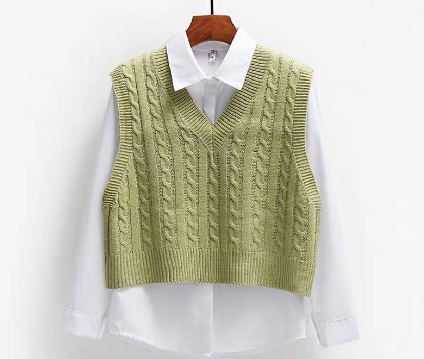 women's green sweater vest