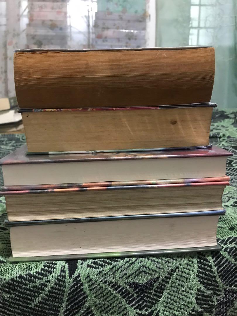 Harry Potter Books Negotiable (Category: Storybooks) located in San Fernando. Submitted by gladio.gladio (Listing ID 1057616068, Image 3). Description: Harry potter books SeT .