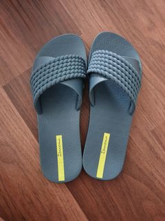 (Category: ) located in . Submitted by hellolt_5566 (Listing ID 1057693269, Image 1). Description: .
