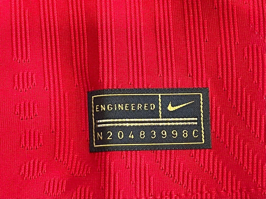Liverpool Nike VAPORKNIT Size M Authentic