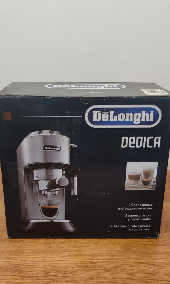 NEW/W. WARRANTY Delonghi Espresso Machine, Home Appliances, Kitchenware