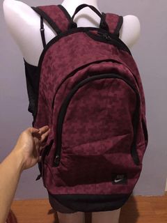 (Category: ) located in . Submitted by GLAMOURus (Listing ID 1057544979, Image 1). Description: .