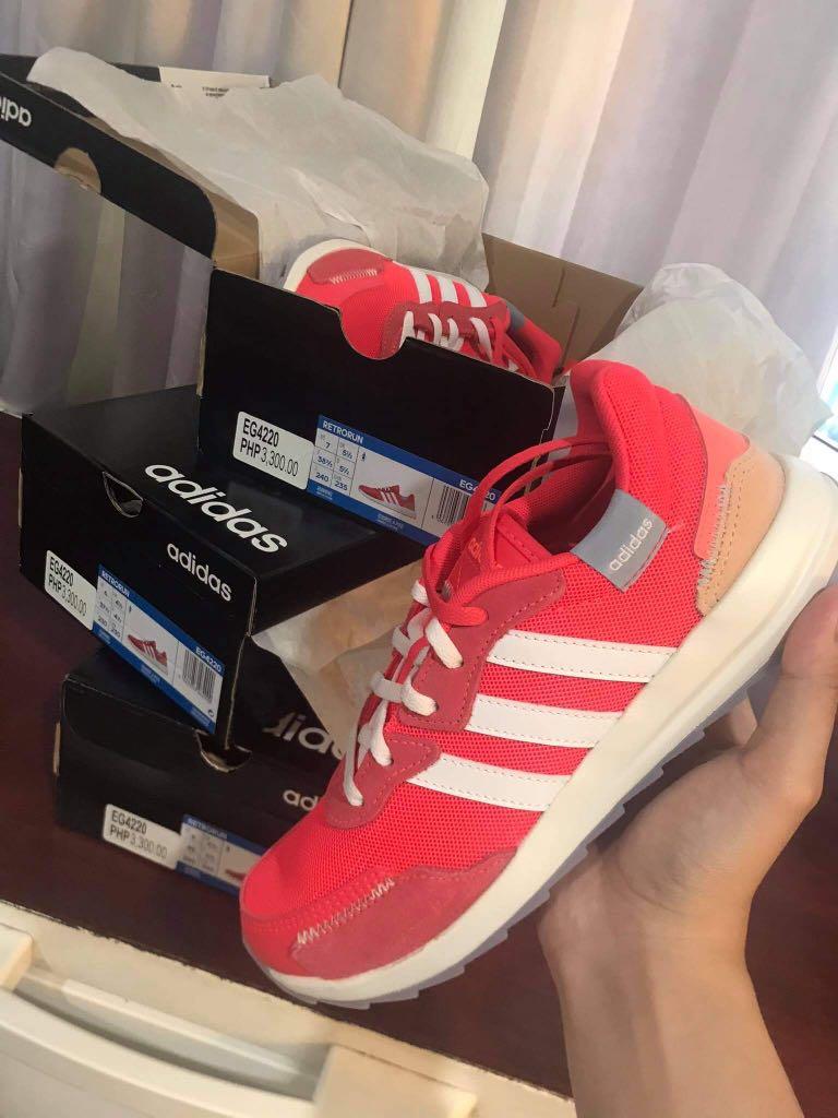 ORIGINAL ADIDAS RETRORUN, Women's Fashion, Footwear, Sneakers on Carousell