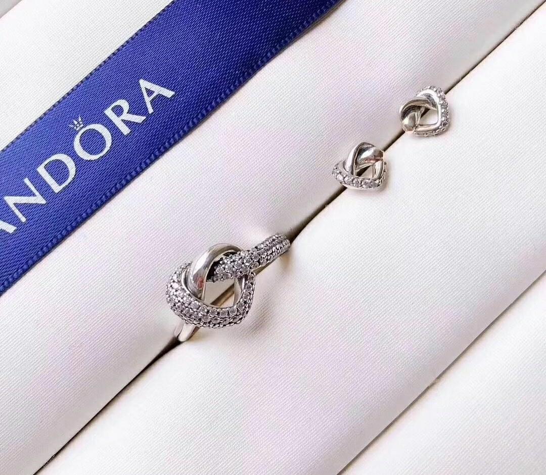 pandora knotted heart ring and earrings 