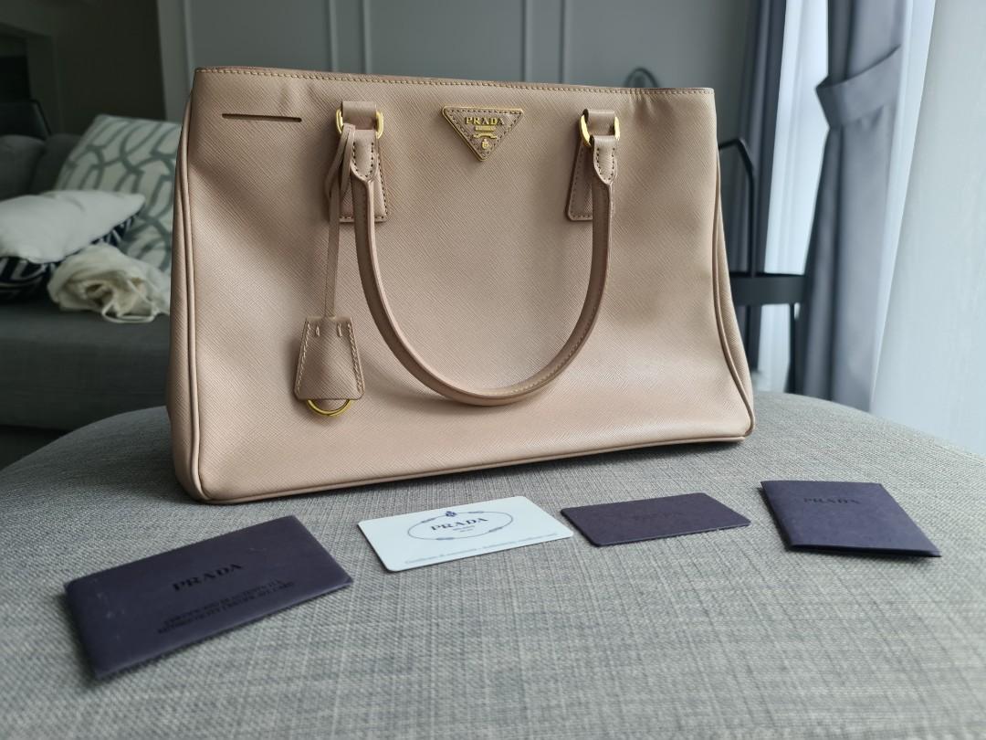 Prada Saffiano Lux Large Handbag in Pumice