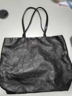 (Category: ) located in . Submitted by shopaholichin (Listing ID 1057624492, Image 1). Description: .