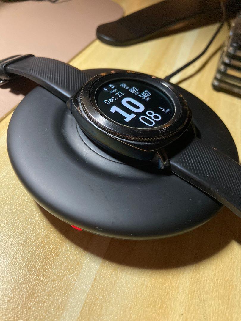Original Samsung Gear Sport Plus Wireless Charger Computers Tech Parts Accessories Chargers On Carousell