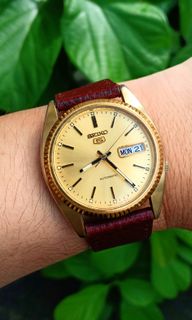 (Category: ) located in . Submitted by papshop (Listing ID 1057628420, Image 1). Description: .