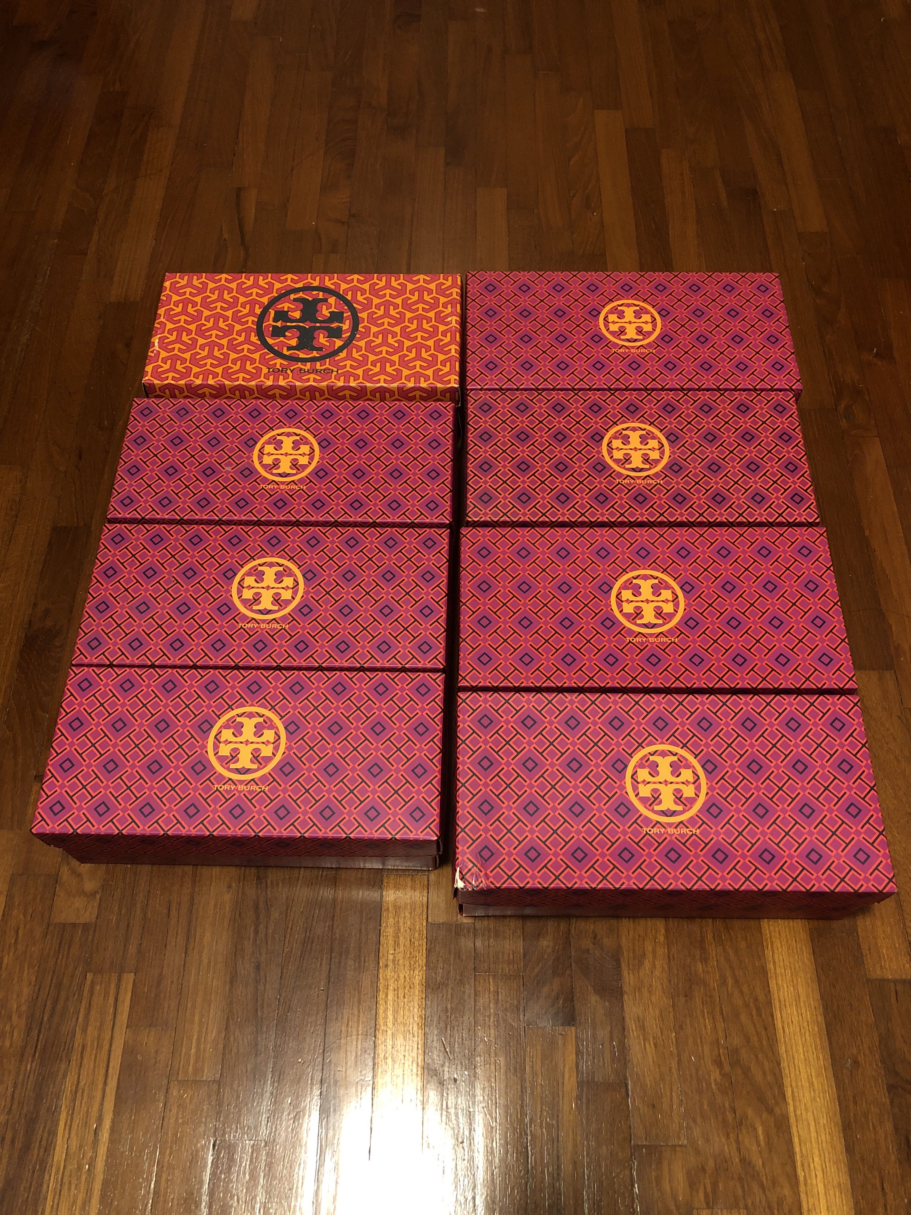tory burch shoe box