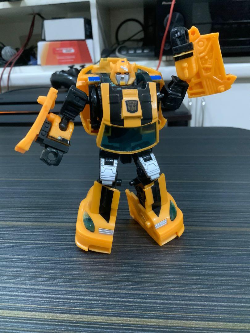 Reveal the shop shield bumblebee