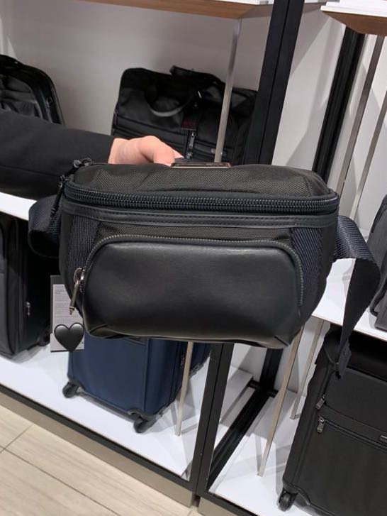 TUMI Original Pouch Bag Men s Fashion Bags Sling Bags on Carousell