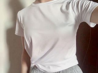 (Category: ) located in . Submitted by sandrawardrobe (Listing ID 1057534792, Image 1). Description: .