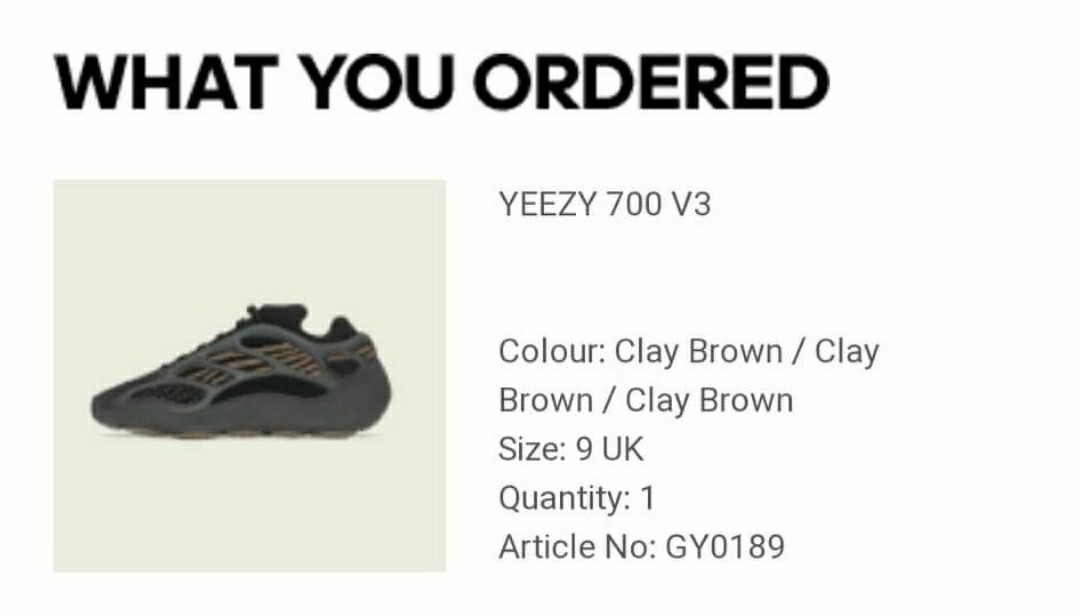 yeezy 700 metallic