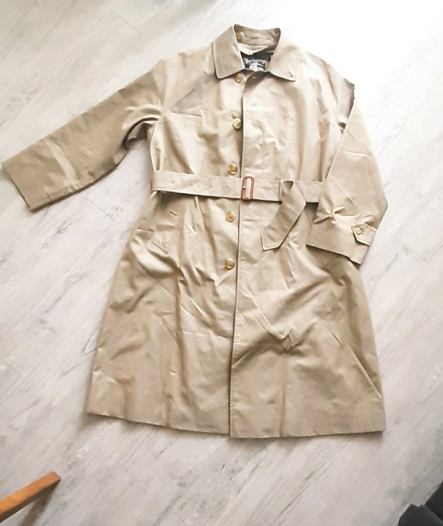 Auth. BURBERRY TRENCH COAT C-TK83, Women's Fashion, Coats, Jackets and  Outerwear on Carousell