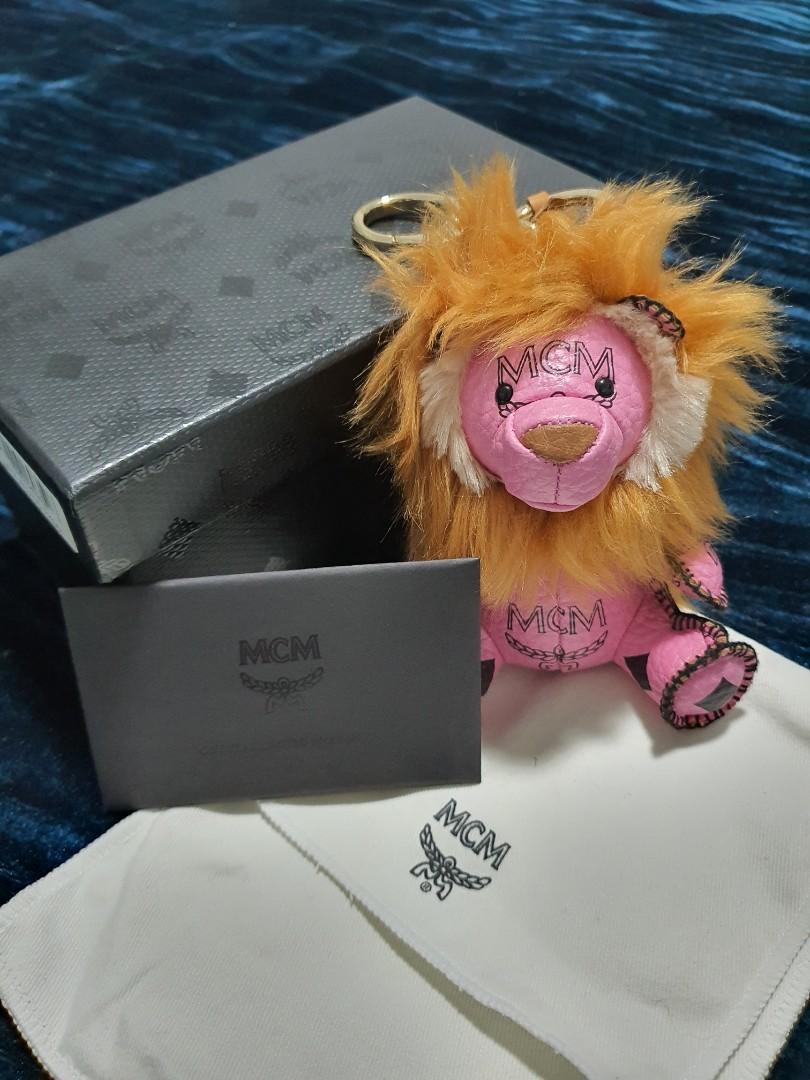 BN MCM LION CHARM KEYCHAIN